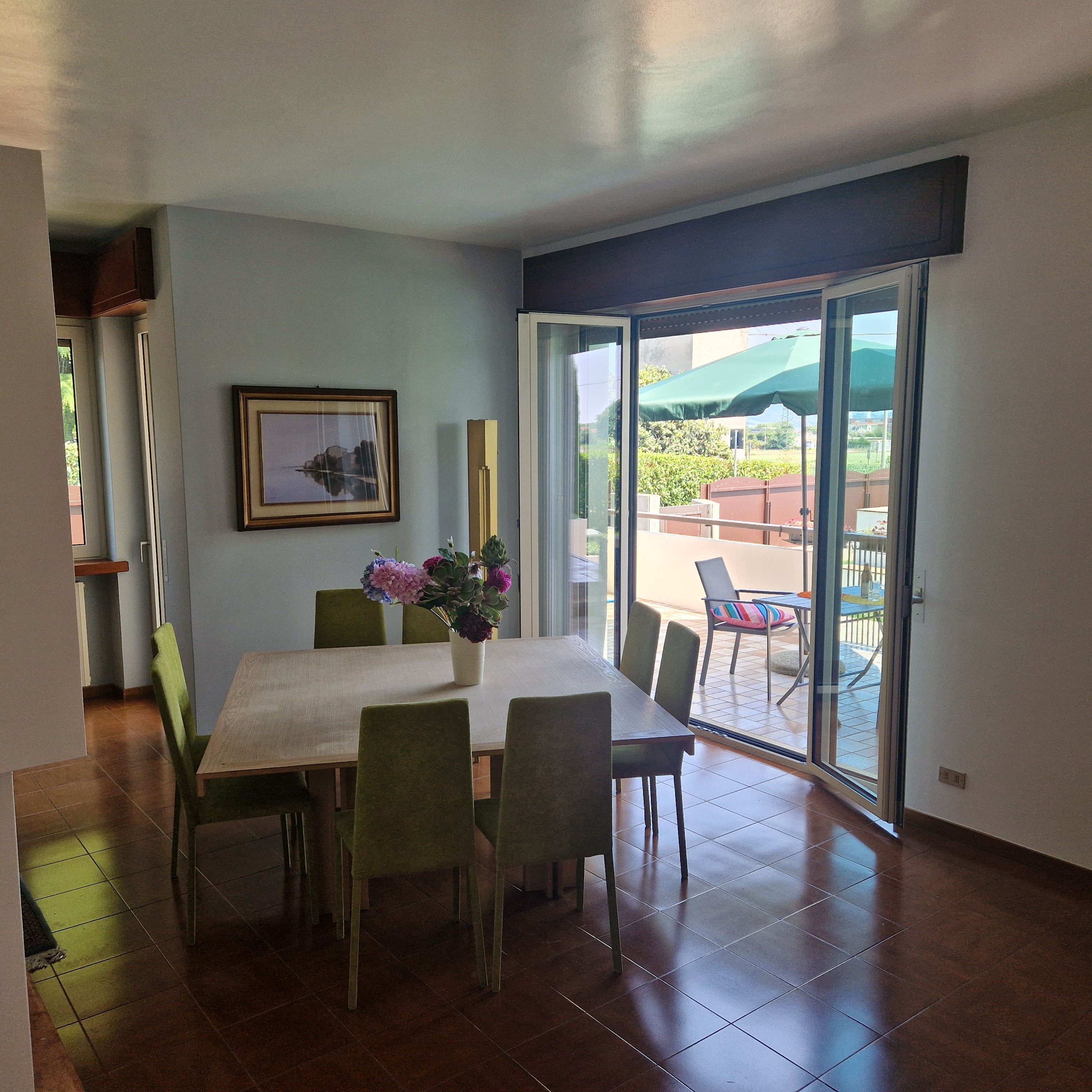 Sala da pranzo con terrazza - Casa Meg Italia